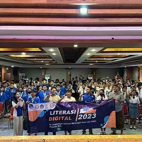 Kegiatan Literasi Digital di Lingkungan Sekolah Menengah Kejuruan (SMK) di Provinsi Bali, pada hari Senin-Selasa, 27-28 Februari 2023.