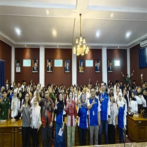 Foto Bersama Kegiatan Peningkatan Literasi Digital untuk Mahasiswa Politeknik Digital Boash Indonesia (PDBI)